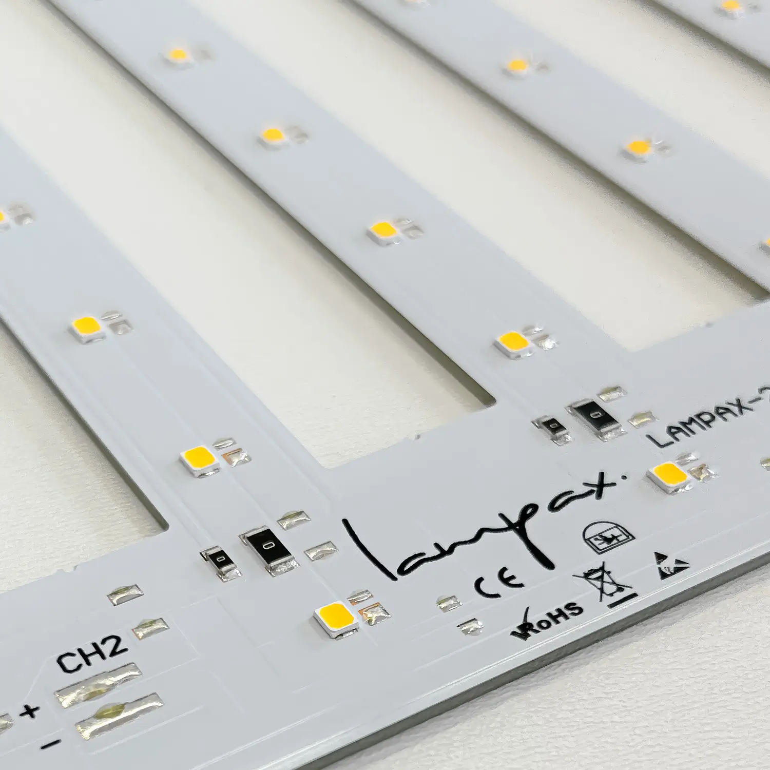 LED modul vyráběný v České republice pro dřevěná svítidla BLOKK