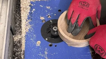Frézování baldachýnu ze dřeva