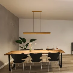 Závěsné světlo LINNA nad jídelním stolem Závěsné světlo LINNA nad jídelním stolem