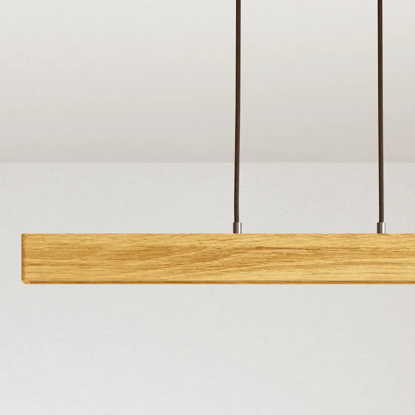 LINNA 88 cm – závěsné svítidlo z dubu s textilními kabely