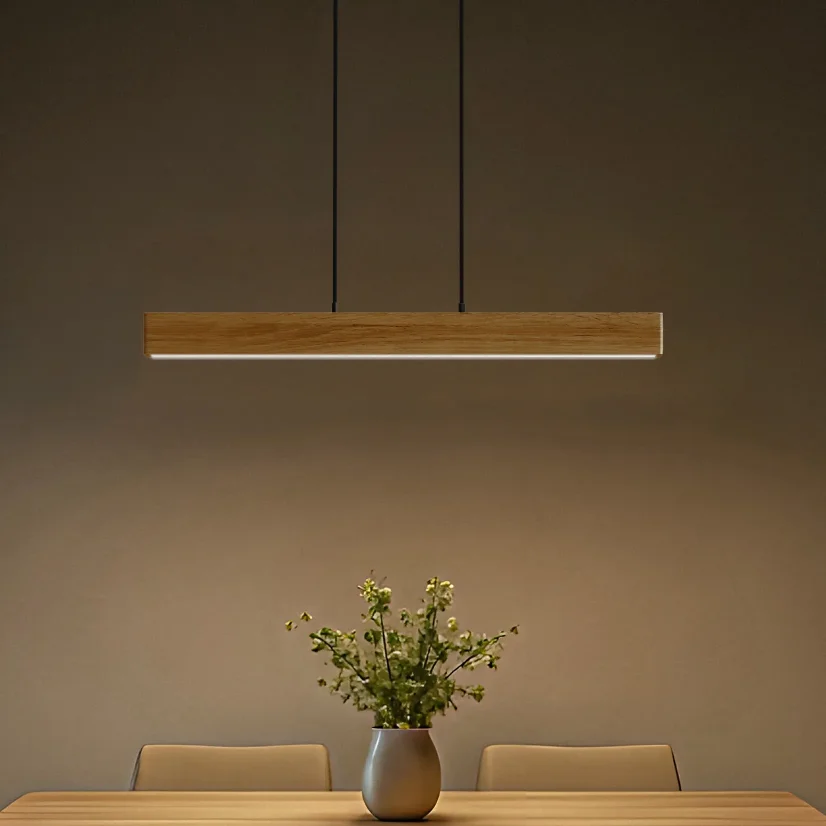 Závěsné světlo LINNA nad stolem